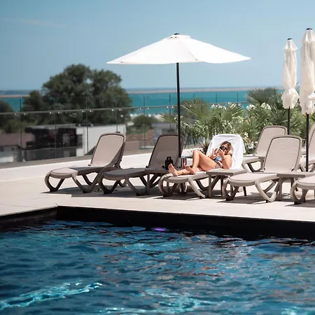 Lotus 141 In Odyssey Pools And Parking Năvodari